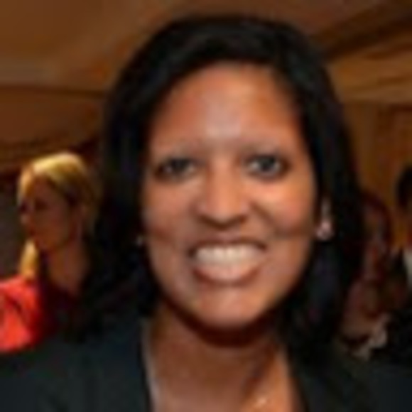 Meet your Posher, Jenn - Picture 1 of 1